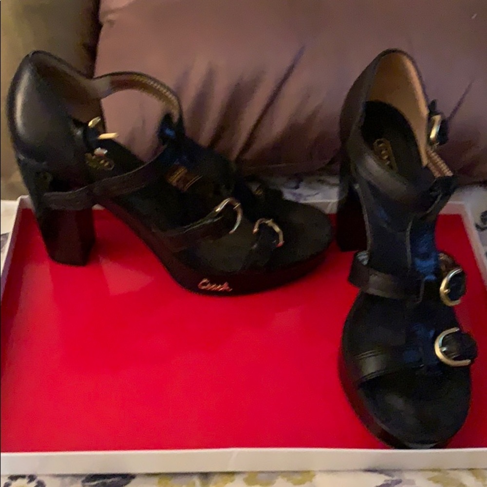 Heeled sandals